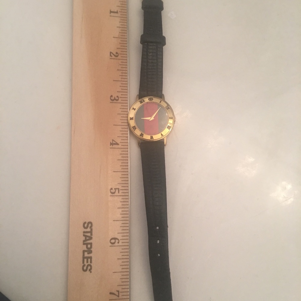 Gucci Vintage Ladies Watch. - Picture 4 of 8